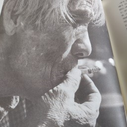 혼자만 잘 살믄 무슨 재민겨 | 가장 이상적인 것은 역시 경독의 일체화라고 여겨요