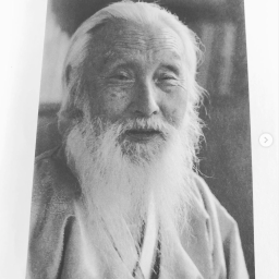 들사람 얼 | 정치는 책상머리가  아니라 삶의 현장에 있어야 한다