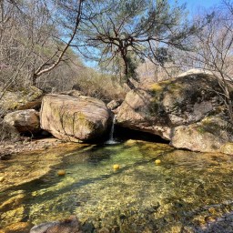 도로와 길의 차이? 골짜기 발길 풍경 | 동네한바퀴